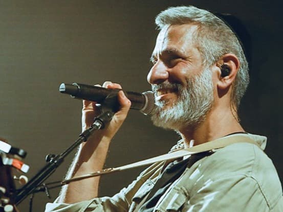 אביתר בנאי